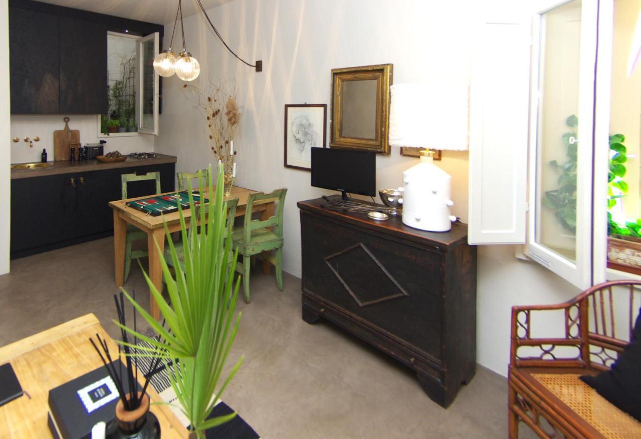 Appartamento Centro Citta Quartiere Oltrarno Con Una Camera Da Letto Florenz Exterior foto