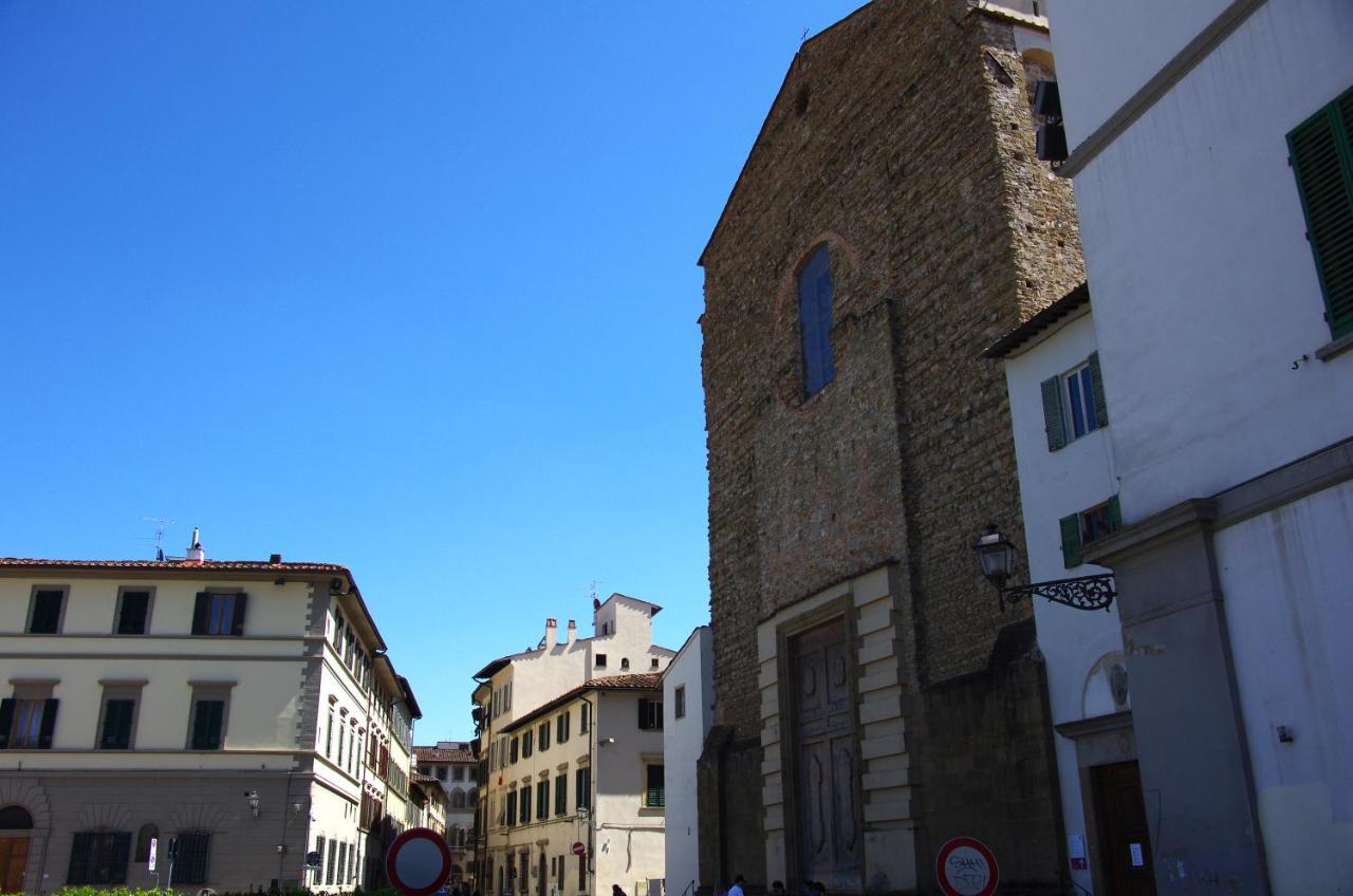 Appartamento Centro Citta Quartiere Oltrarno Con Una Camera Da Letto Florenz Exterior foto